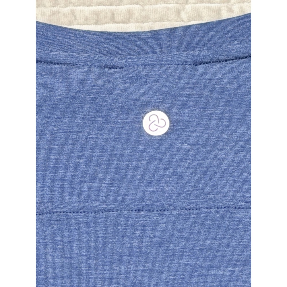 ZELLA Navy Short Sleeve V-Neck T-Shirt Athletic Yoga Size Medium - Picture 4 of 5